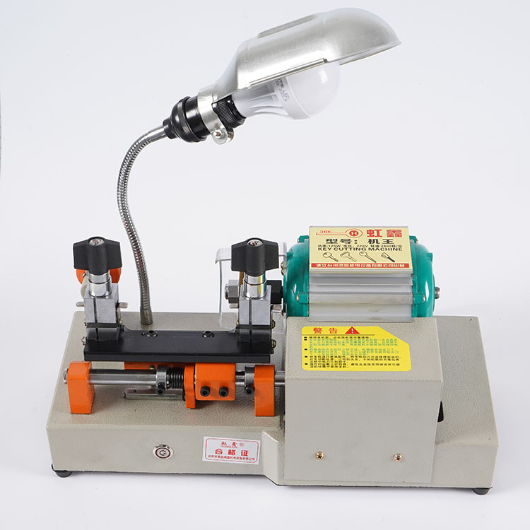 卧式机 换灯头及安装灯罩--