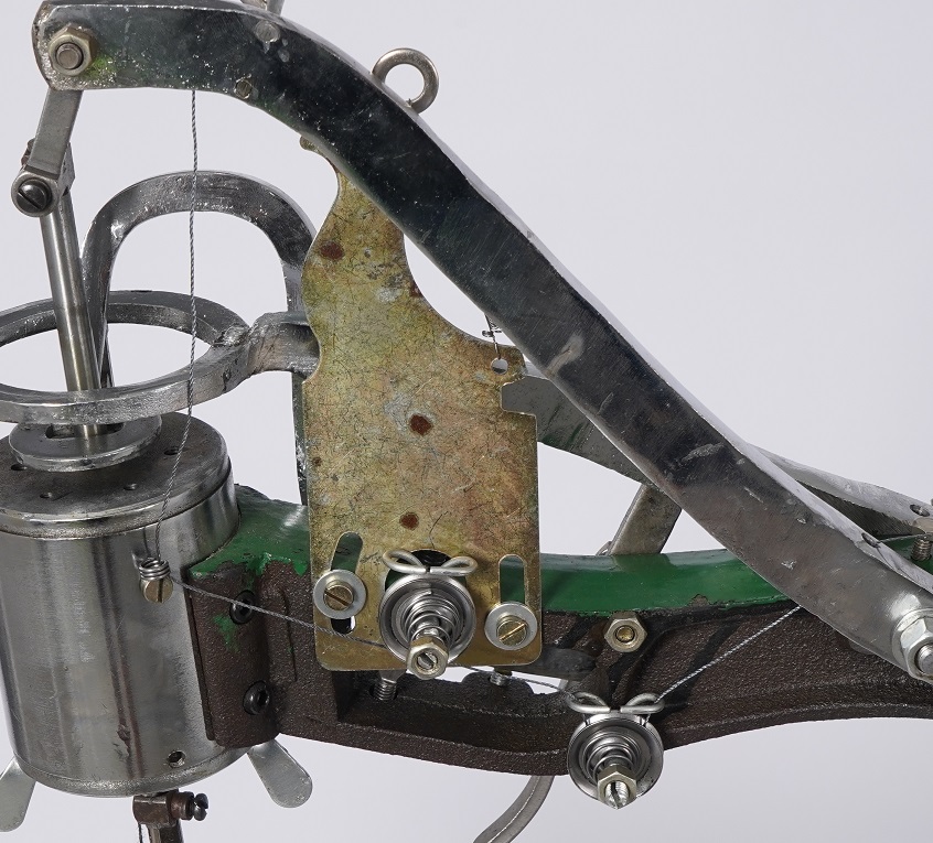 鞋机浮线调微调