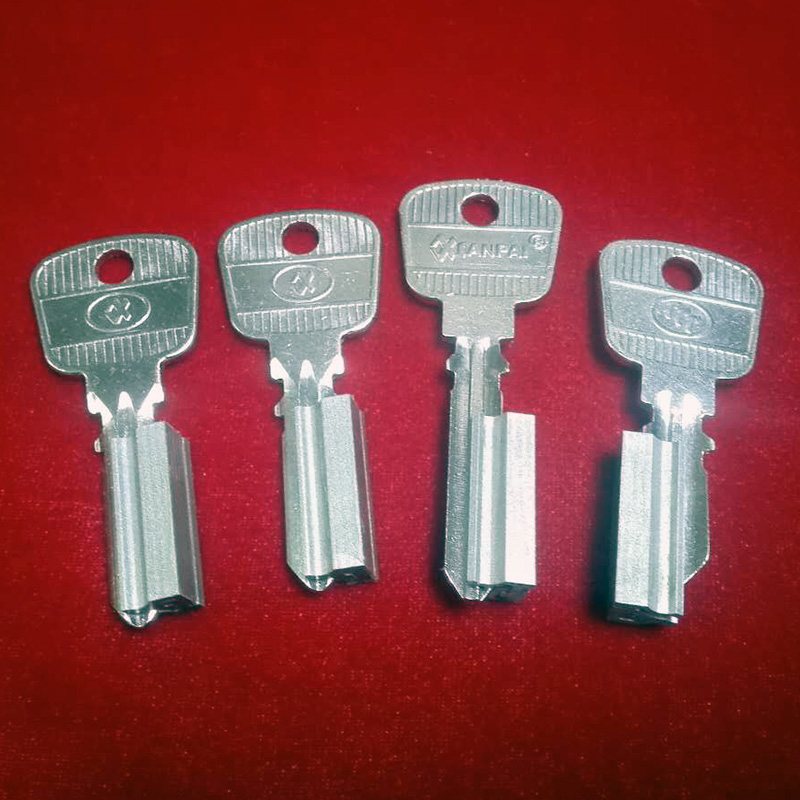 玥玛夹具使用及夹具方向调换